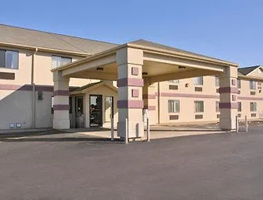 Super 8 By Wyndham Hotel 2*